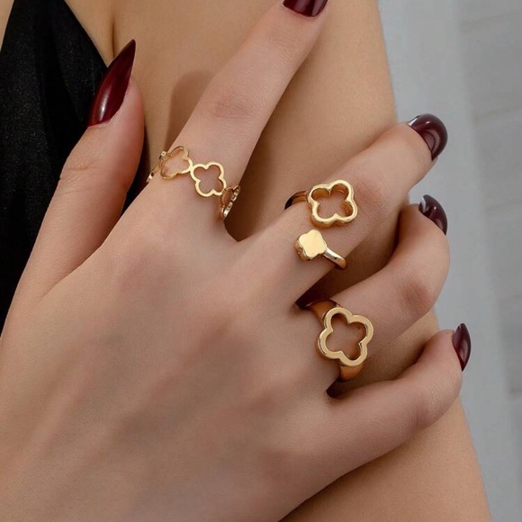 Gold Tone 3pc Clover Adjustable Rings | Modern Statement Jewelry - Picture 1 of 3